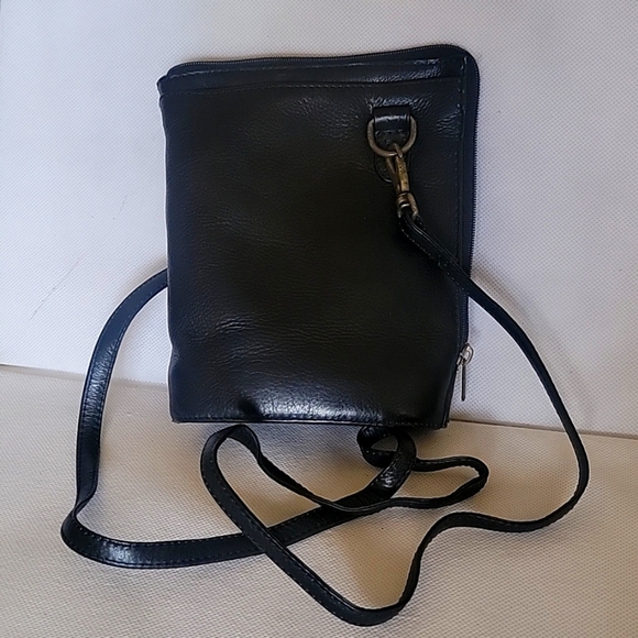 VINTAGE HOBO‎ INTERNATIONAL BLACK LEATHER CROSSBODY HANDBAG - Picture 1 of 9